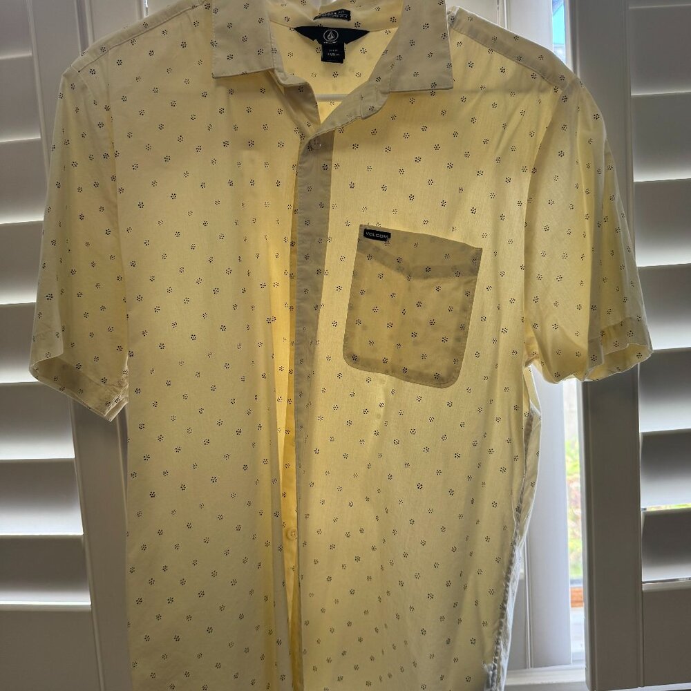 mens volcom button down shirt